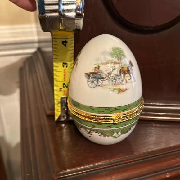 Equestrian Decorative Egg - Picture 6 of 7